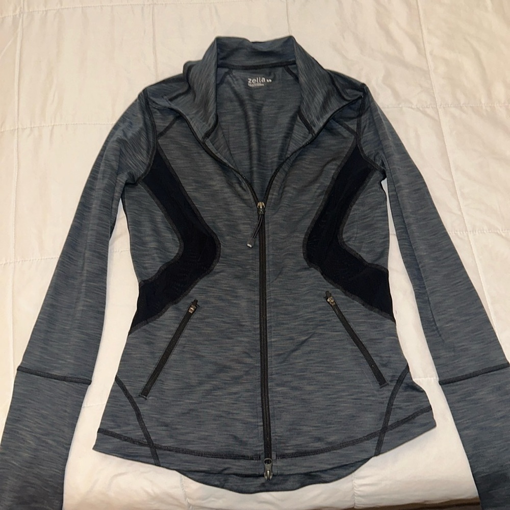Zella active zip up